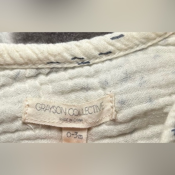 Grayson Collective Baby Smocked Gauze Bubble Romper & Wrap Top/Pants- Size 0-3M - Picture 5 of 7